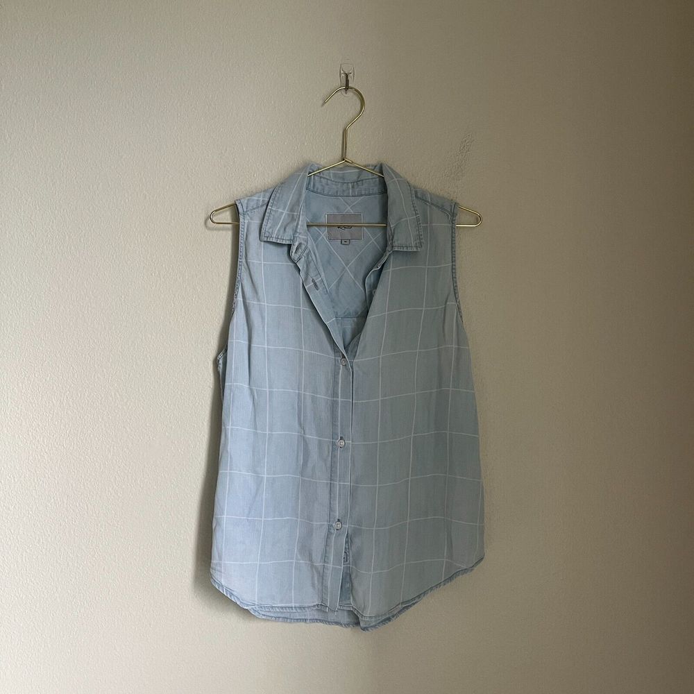 Rails Light Blue Sleeveless Button Down Shirt